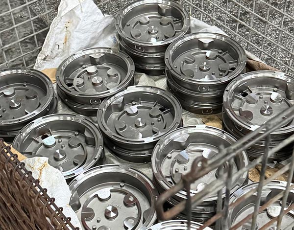 Composants moulés sous pression en alliage d'aluminium et de magnésium
